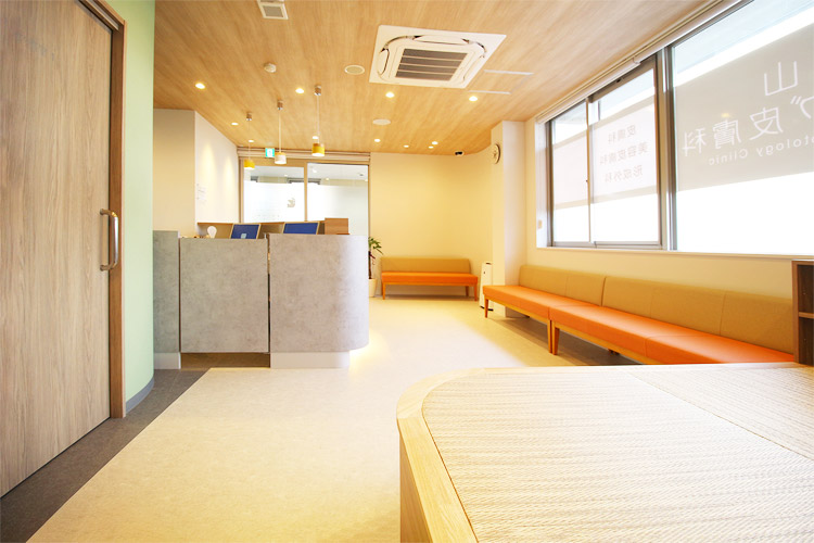 待合スペース（床暖房）